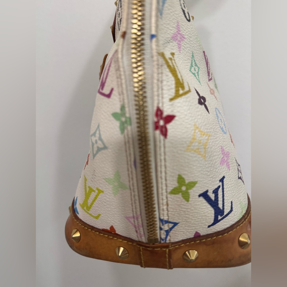 Louis Vuitton Alma Murakami w/ COA🔐 - Picture 9 of 14